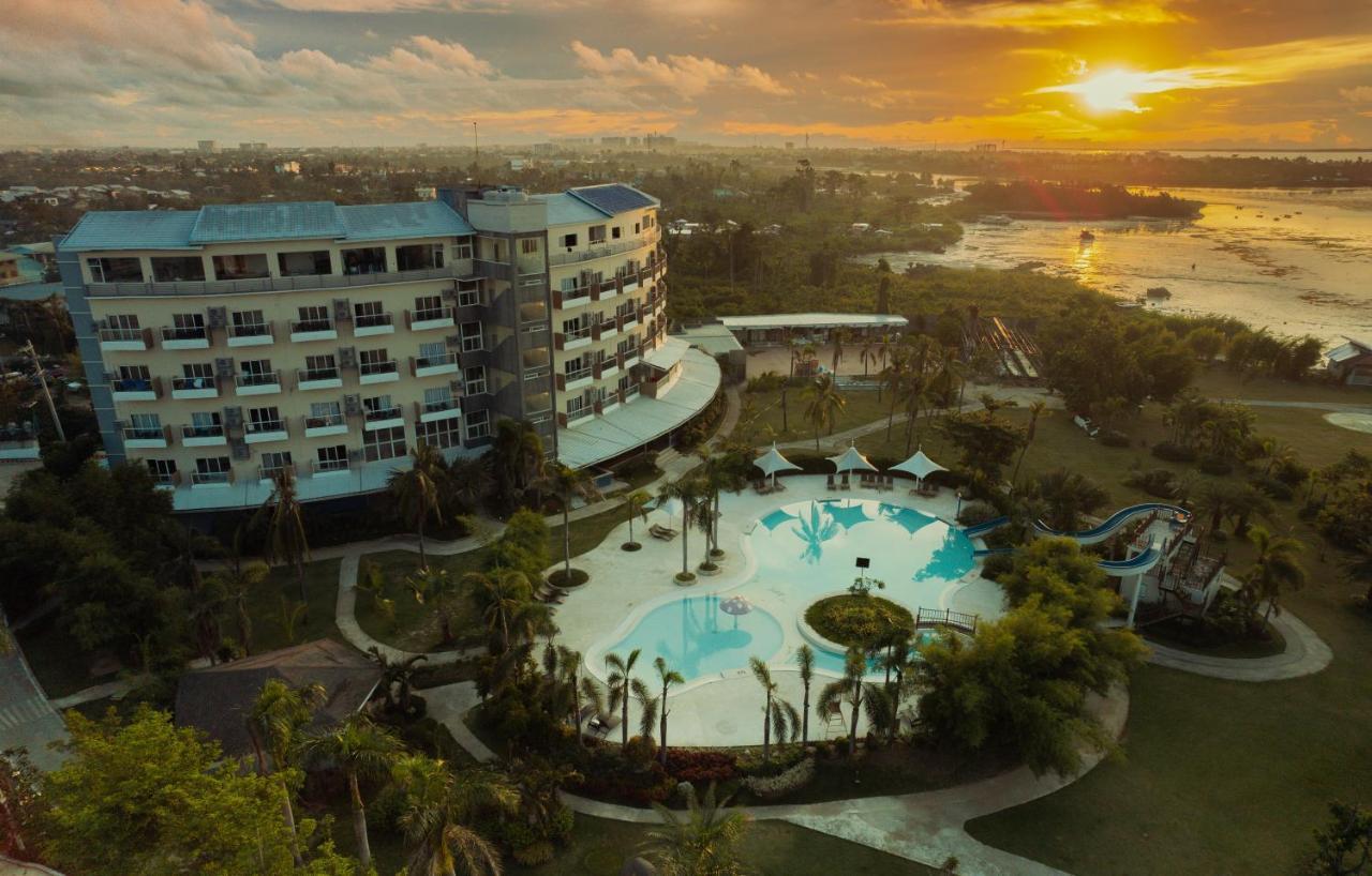 Solea Seaview Resort Lapu-Lapu City Exterior foto