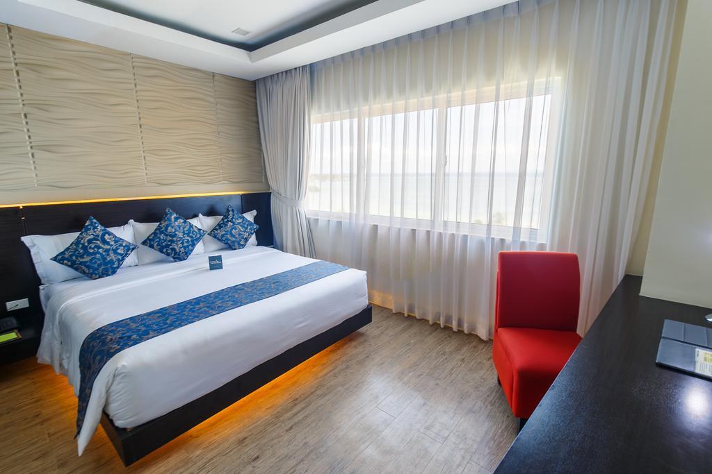 Solea Seaview Resort Lapu-Lapu City Exterior foto