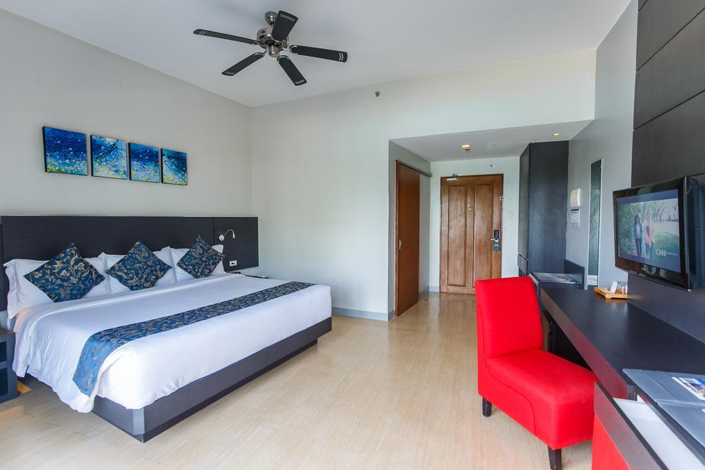 Solea Seaview Resort Lapu-Lapu City Exterior foto