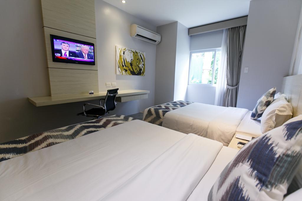 Solea Seaview Resort Lapu-Lapu City Exterior foto